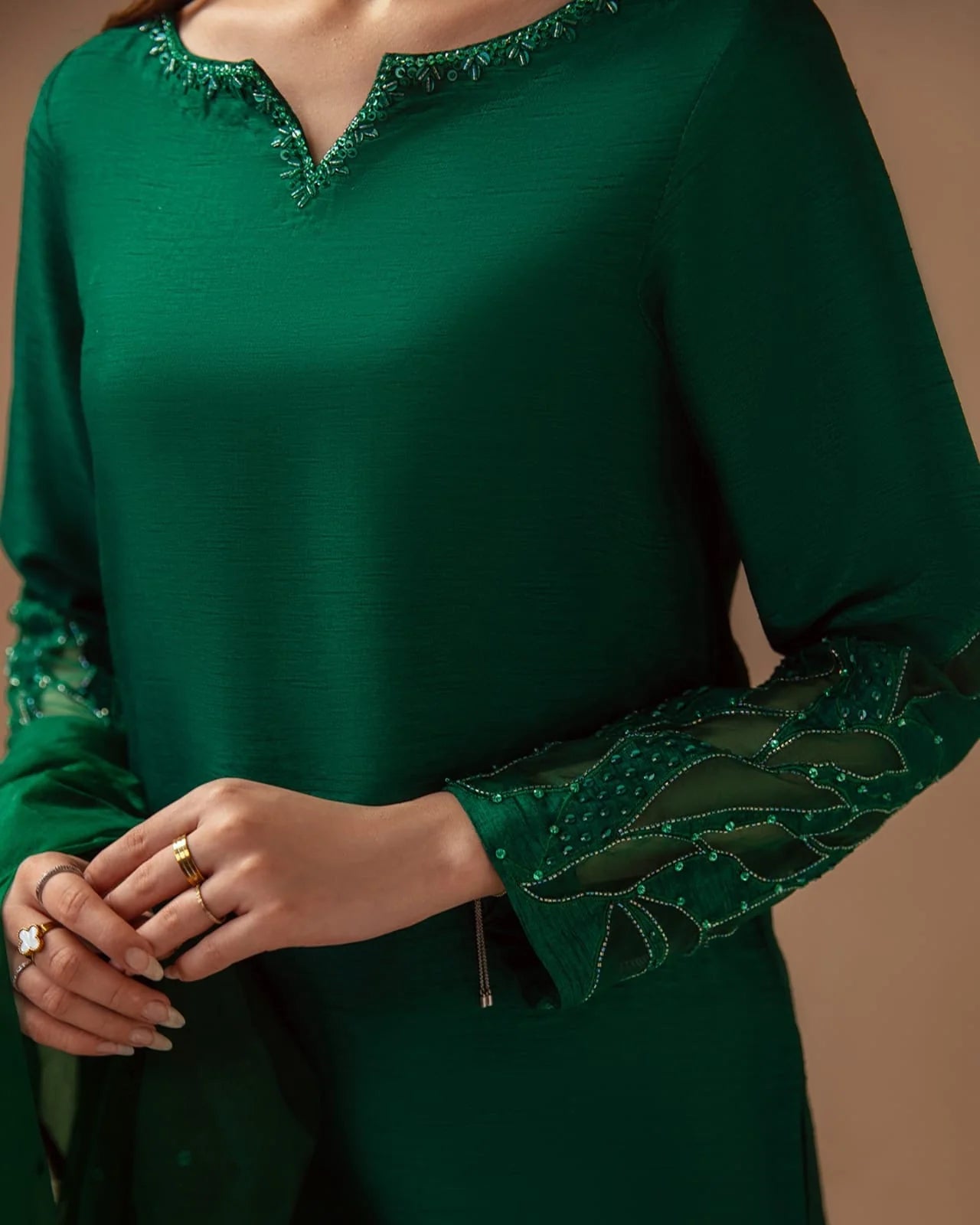 GREEN ARCHERD-PURE RAW SILK
